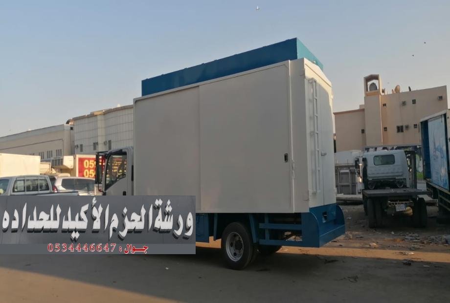 ورشة تفصيل صناديق سيارات بالرياض